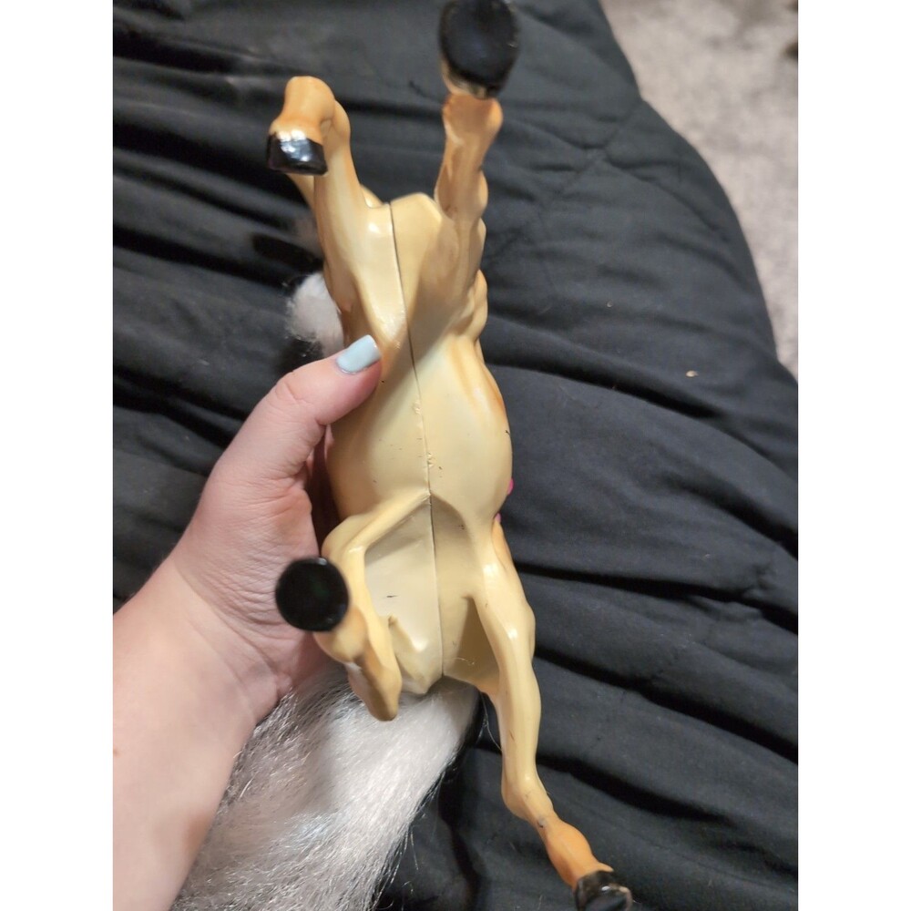 Vintage M.T.H.K Horse Tan & White Plastic Toy Figure 1996 - Picture 2 of 3